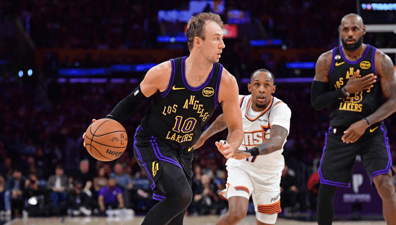 Jazz vs Lakers Prediction, Picks & Odds for Tonight’s NBA Game