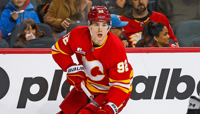 Mammoth vs Flames Prediction, Picks & Odds for Tonight’s NHL Game