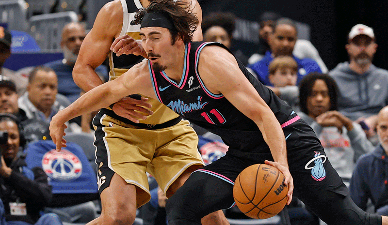 Hawks vs Heat Prediction, Picks & Odds for Tonight’s NBA Game