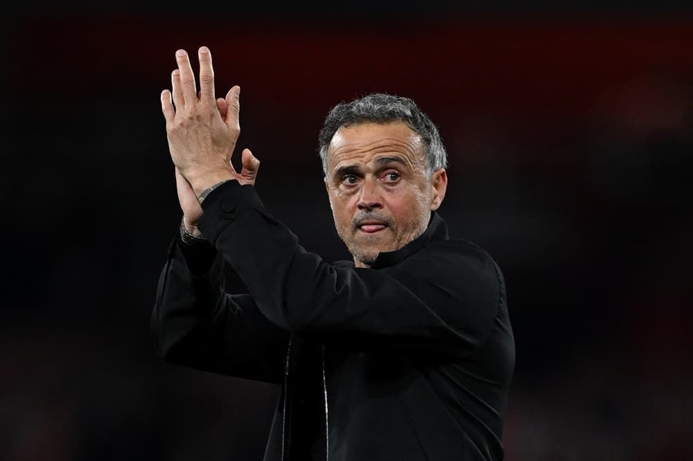 PSG boss gives his thoughts on Arsenal & Arteta