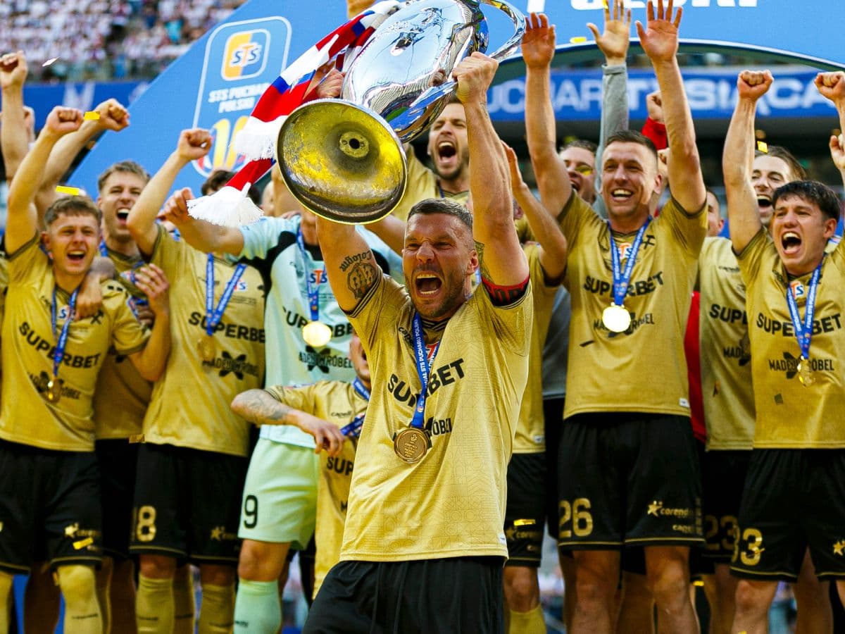 Podolski admits retirement plan after winning cup with boyhood club