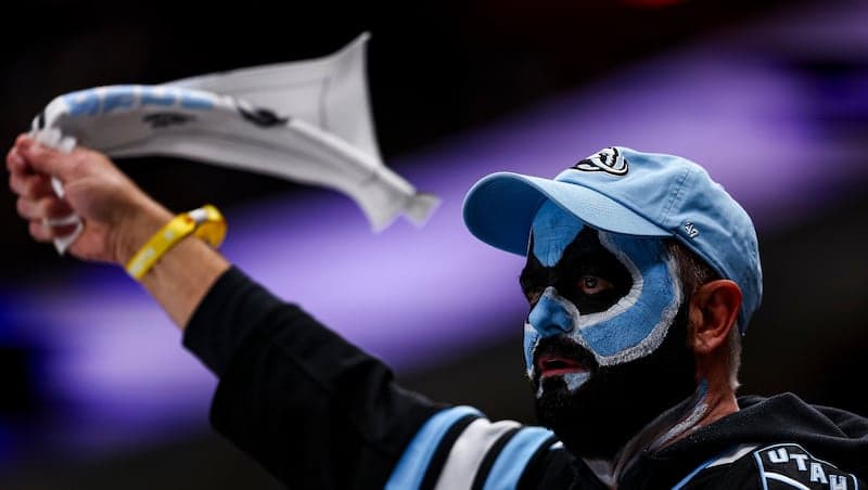 Yep, Salt Lake City is a hockey town. And it didn’t take long