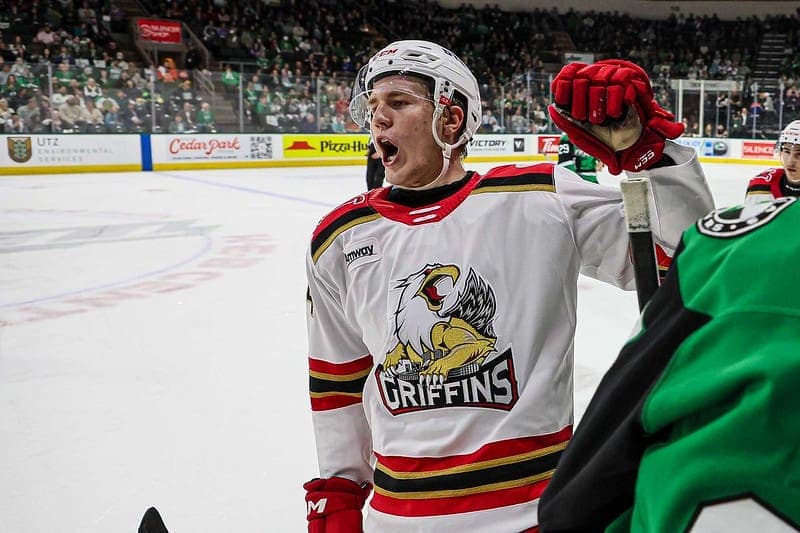 Griffins Tie Series With 2-0 Win