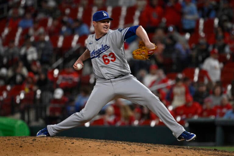 Dodgers May Have Edwin Diaz Replacement in Top Pitching Prospect