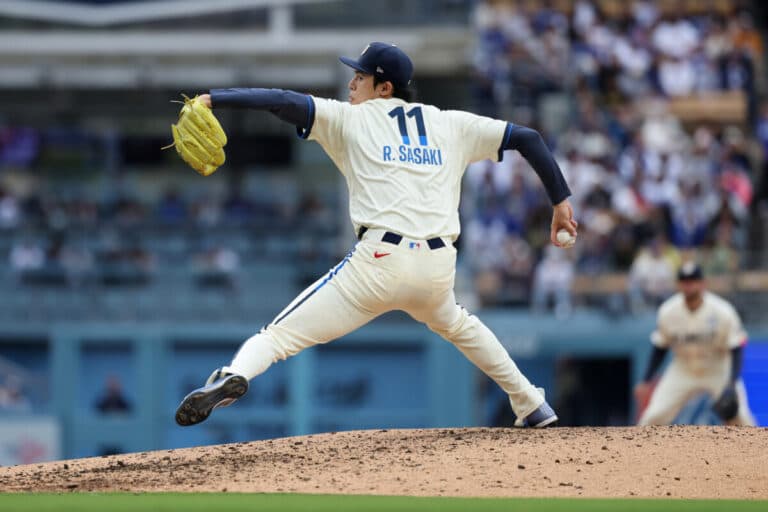 Sasaki, Rushing Take Positives From Start in Win Over Cubs