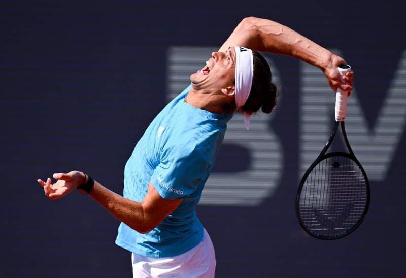 Zverev cruises into Munich quarters and now faces Cerundolo