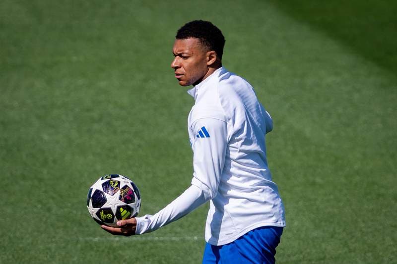 Mbappé misses Madrid training before Bayern clash