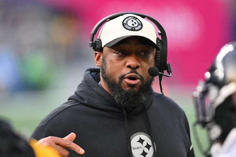 NBC Set to Demote Veteran Analyst From Football Night in America After Signing Mike Tomlin - Report