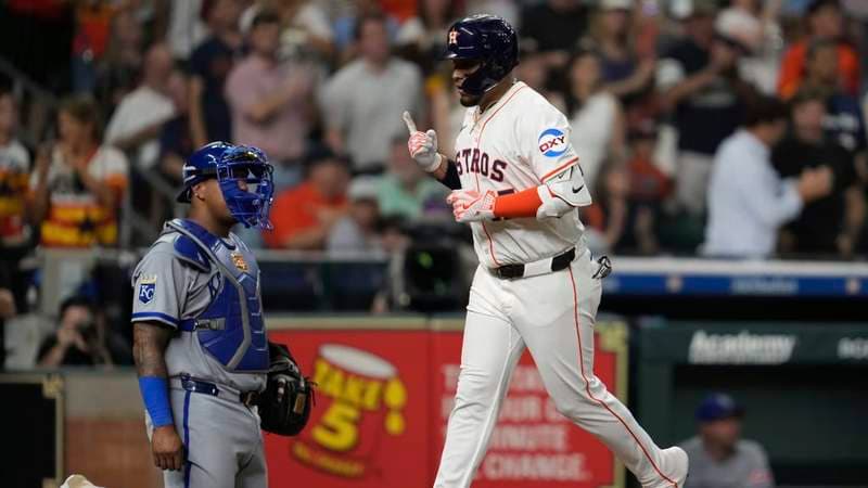 Isaac Paredes on Astros’ Chopping Block Again as Spiraling Woes Continue, Says Analyst