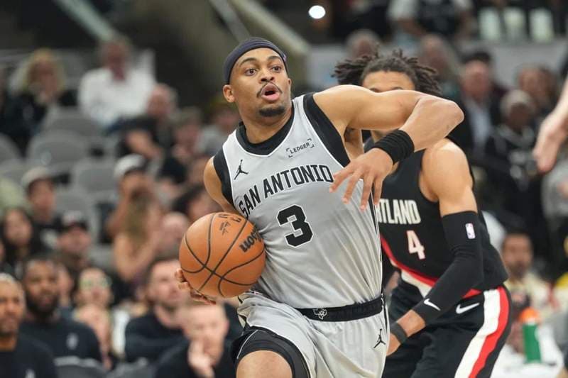Keldon Johnson Turns Emotional After Winning Sixth Man of the Year: “My Grandad’s Been Fighting Cancer”