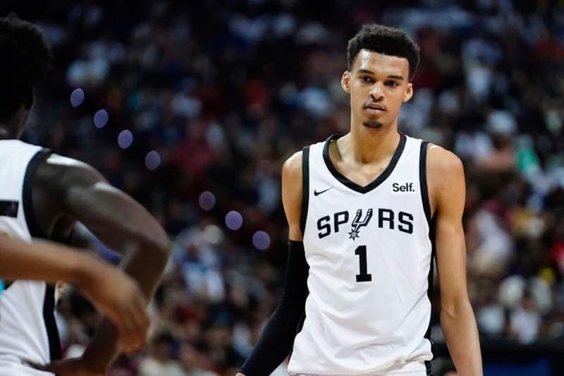Victor Wembanyama Urges Teammates to Be Better in Subtle Locker Room Message After Shouldering Loss vs. Timberwolves