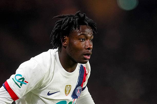 Paris Saint-Germain fearing revenge as Barcelona eye defender