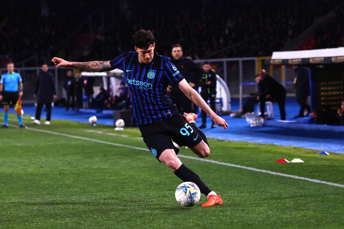 Report Barcelona want to include 19-year-old defender in Bastoni deal with Inter