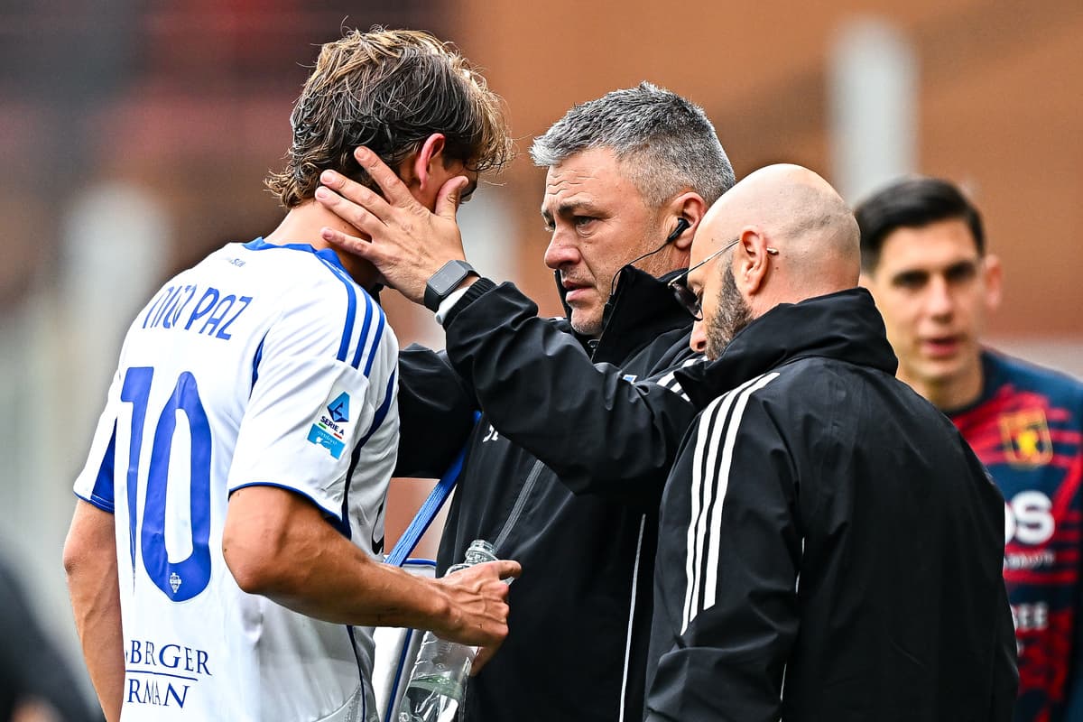 Nico Paz taken to hospital after worrying head injury during Genoa 0-2 Como