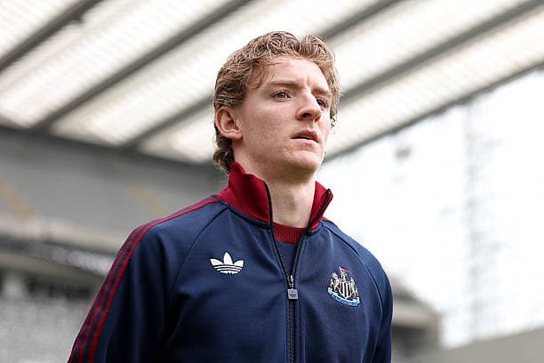 Chelsea keen on Antony Gordon, face competition from Arsenal and Bayern Munich