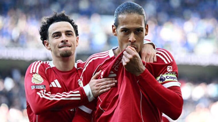 Virgil van Dijk scores stoppage-time winner as Liverpool beat Everton 2-1 in Merseyside Derby