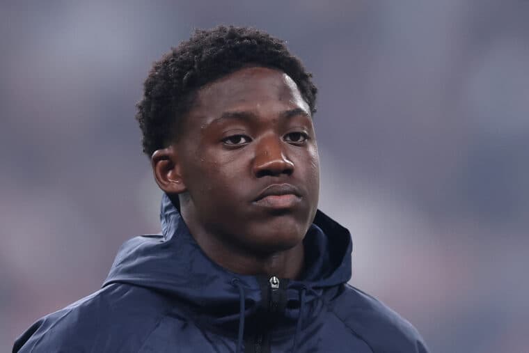 Mainoo close to signing new Man Utd contract, says Carrick