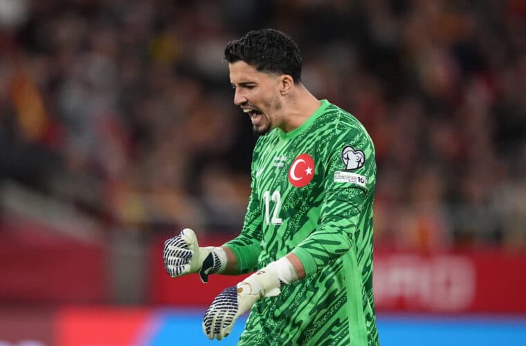 Manchester United goalkeeper agrees personal terms with Besiktas