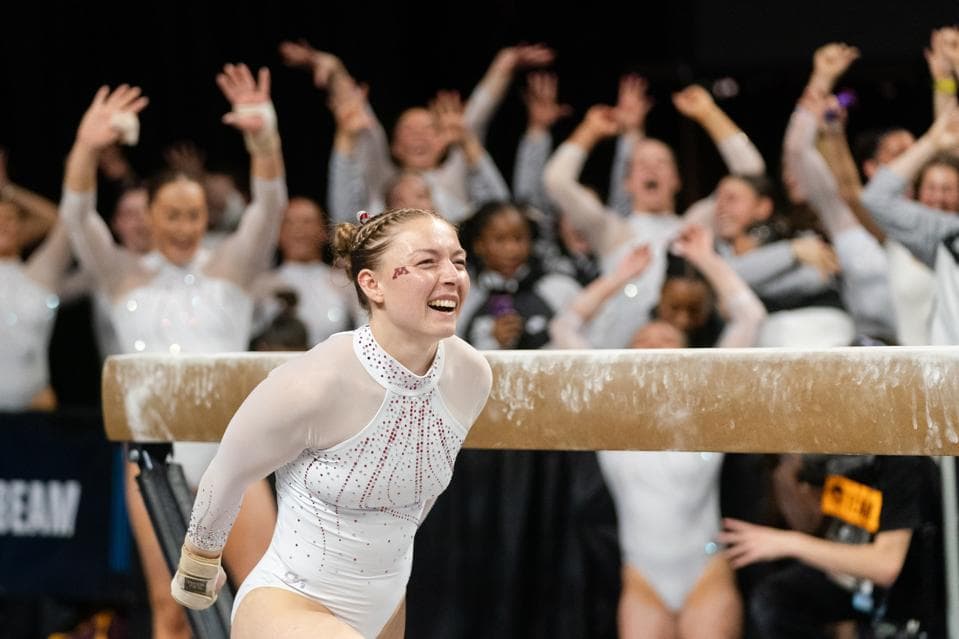 No. 13 Minnesota Eliminates No. 4 UCLA To Join Oklahoma In Final Four