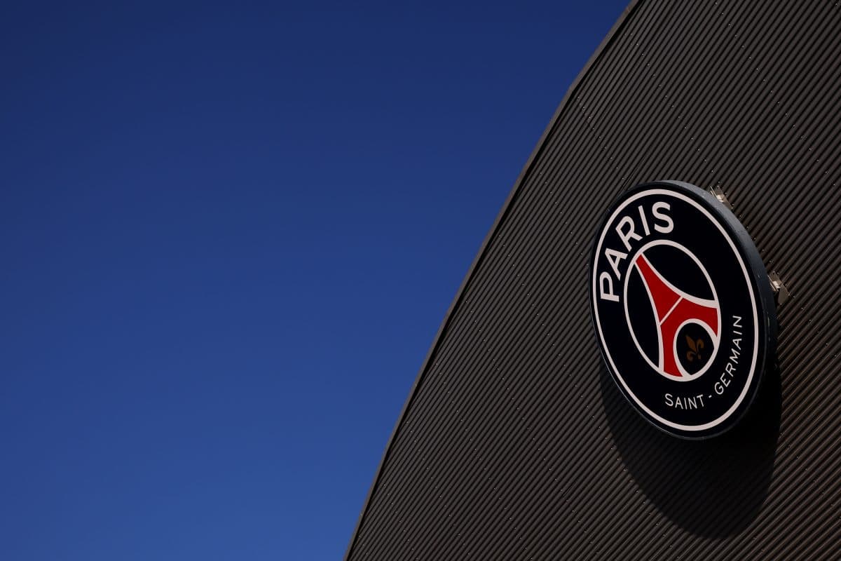 Paris Mayor Emmanuel Grégoire estimates PSG have a ‘99.9%’ chance of staying at the Parc des Princes