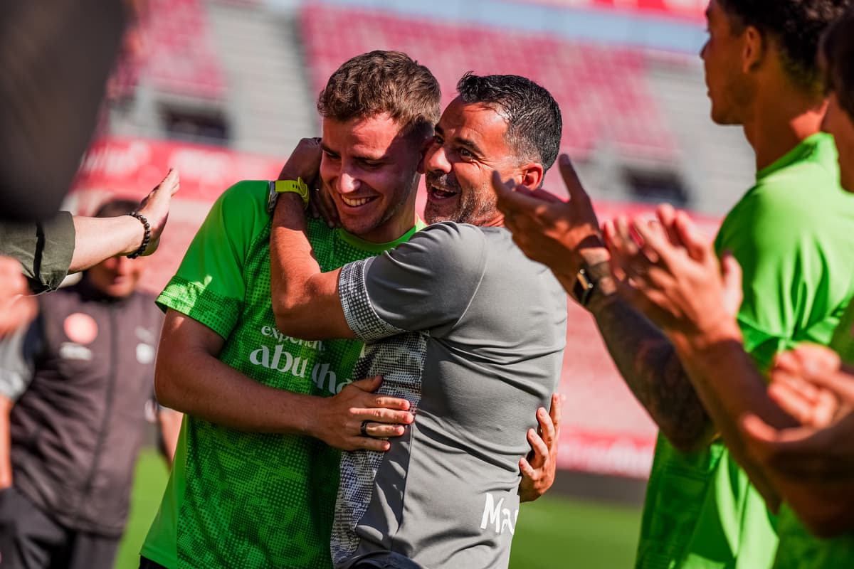 Ricard Artero returns to a call-up with the first team