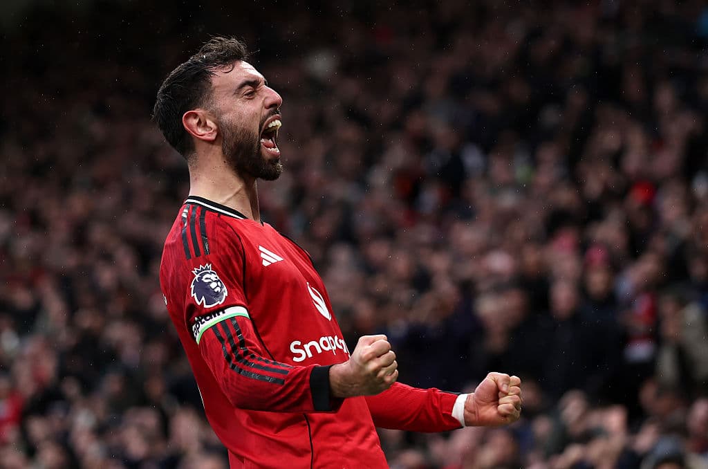 Bruno Fernandes says he is honoured to be voted Footballer of the Year – and thanks ‘amazing’ Carrick