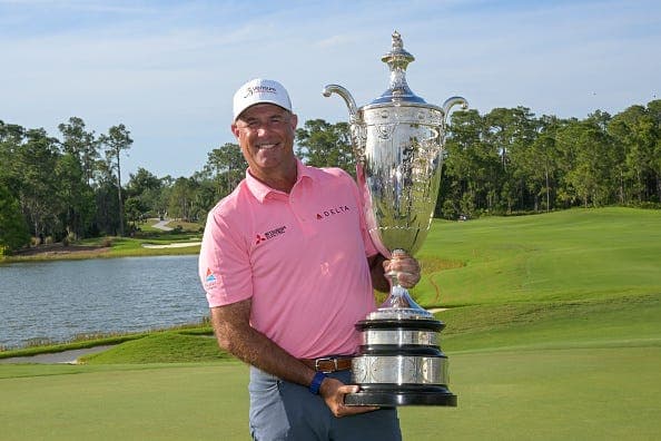 Stewart Cink sets course record to capture 86th Senior PGA Championship