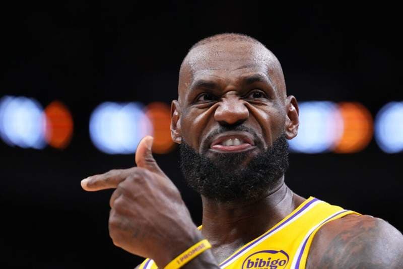 LeBron James claps back at Ron Harper for calling out his influence on Bronny James