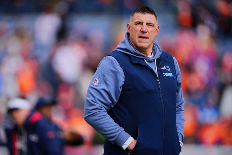 How Patriots GM reacted to Mike Vrabel skipping pre-draft press conference