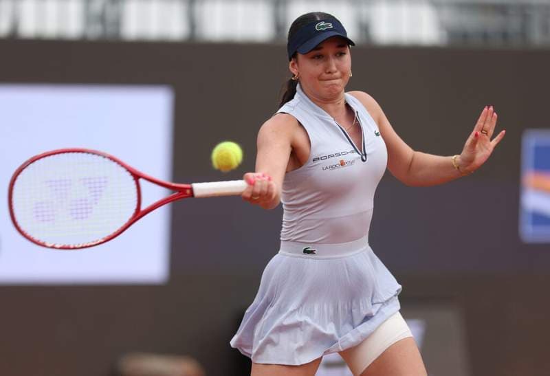 Eva Lys picks out Alexandra Eala among her closest friends on tour