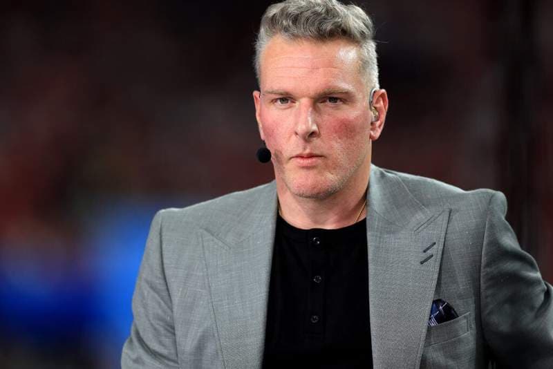 Pat McAfee bashes NFL’s soccer grass strategy to avoid giving better playing conditions
