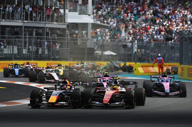 Jenson Button says Max Verstappen took Lewis Hamilton by surprise during Miami Grand Prix battle