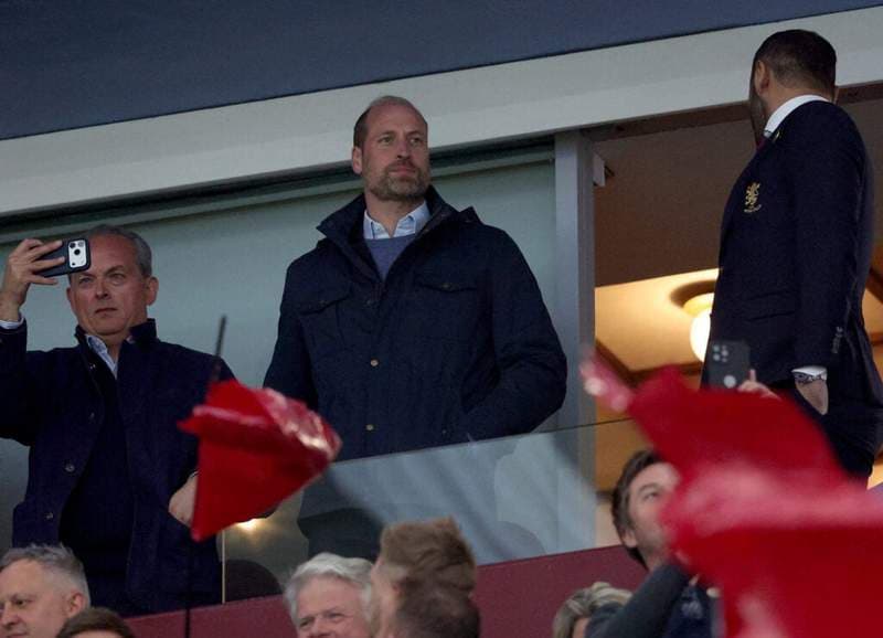 Why Prince William was spotted singing Neil Diamond hit with 43,000-strong British crowd overnight