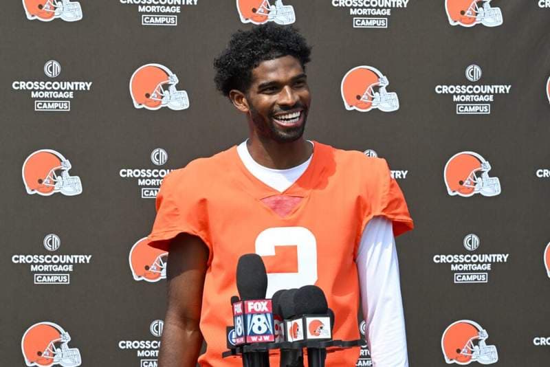 NFL expert sounds off on Browns’ ‘training camp circus’ over Shedeur Sanders confusion