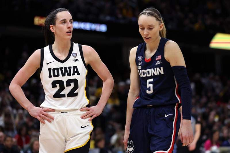 Dallas Wings coach on using Caitlin Clark treatment to ‘save’ Paige Bueckers’ legs