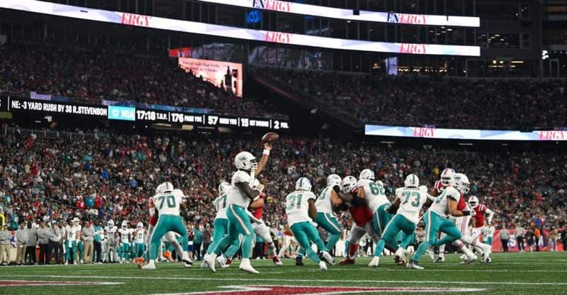 Draft drama, little help: Malik Willis starts 2026 with Dolphins short-handed