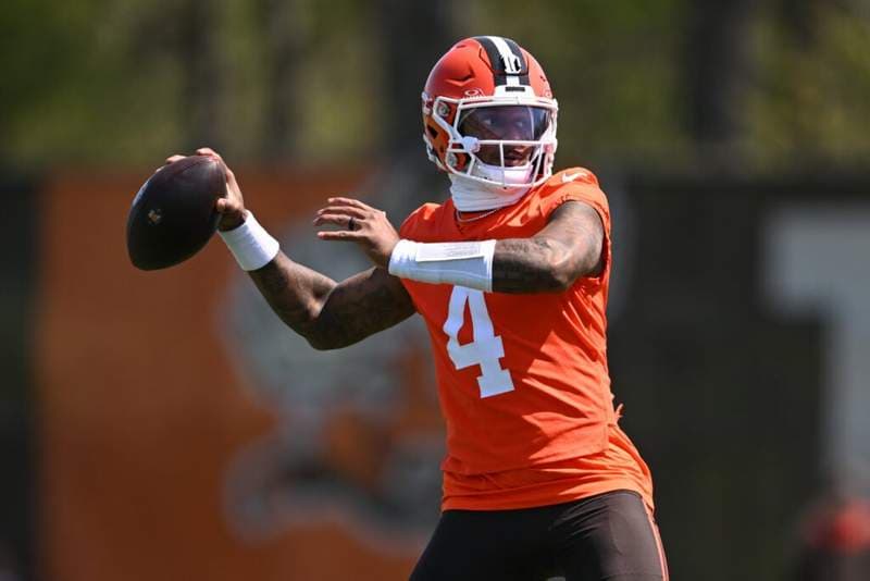 Browns wouldn’t fix their real problem by drafting Carnell Tate at No. 6