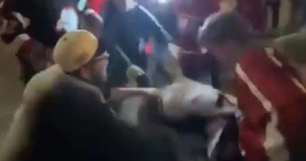 Video emerges of altercation between Canadiens and Sabres fans.