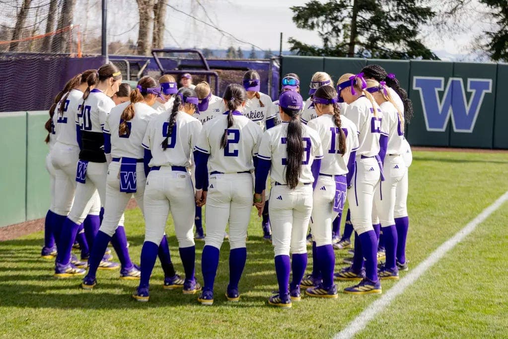 Washington no longer perfect in Big Ten play after 8-4 Oregon loss