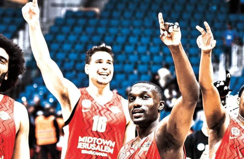 Hapoel Tel Aviv heads to Euroleague quarterfinals