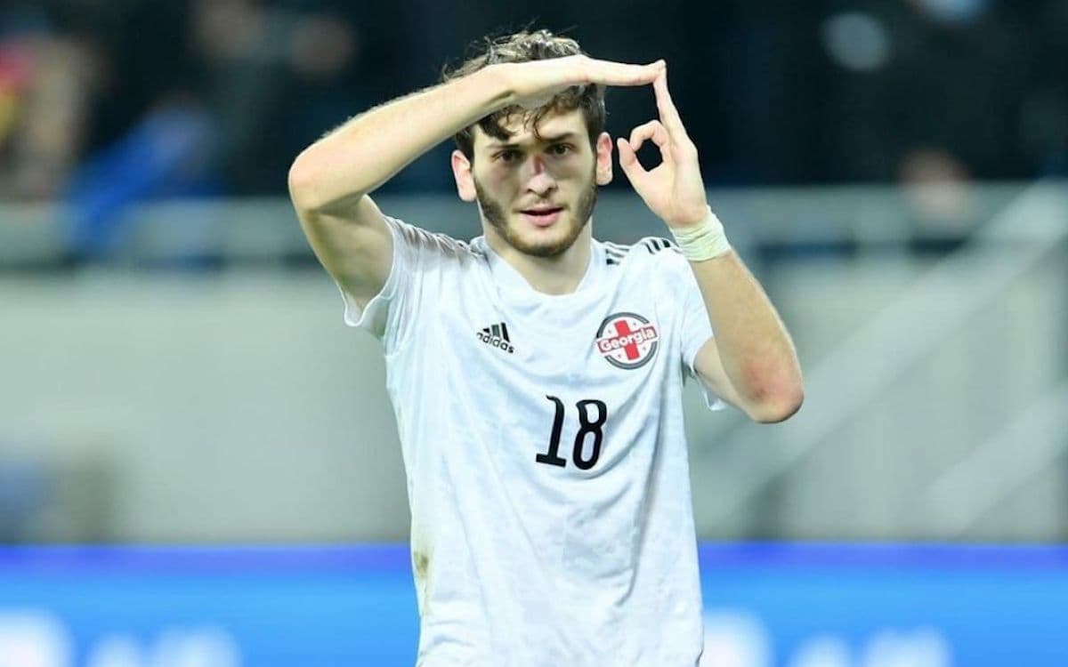 Jeremie Aliadiere recommends two good signings for Arsenal
