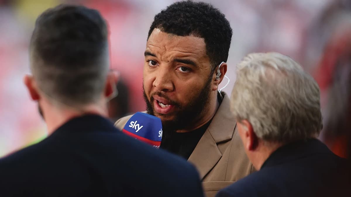 Troy Deeney believes Arsenal is not under more pressure against Atletico