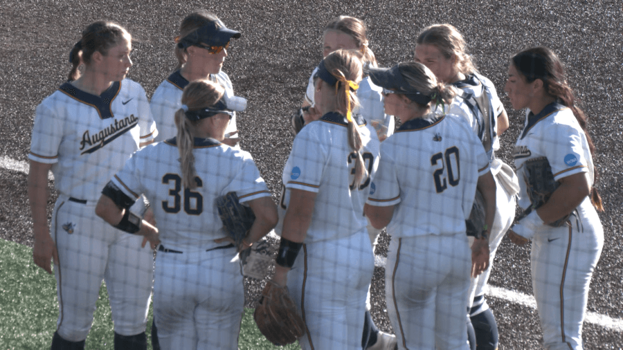 Augustana, SMSU earn split on softball diamond