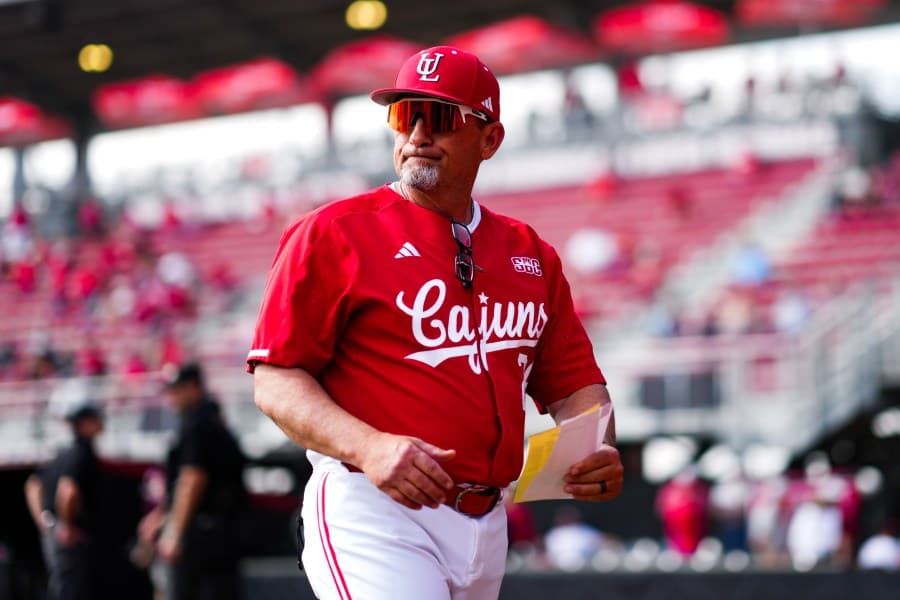 Troy rallies to defeat Louisiana baseball in Sun Belt finale