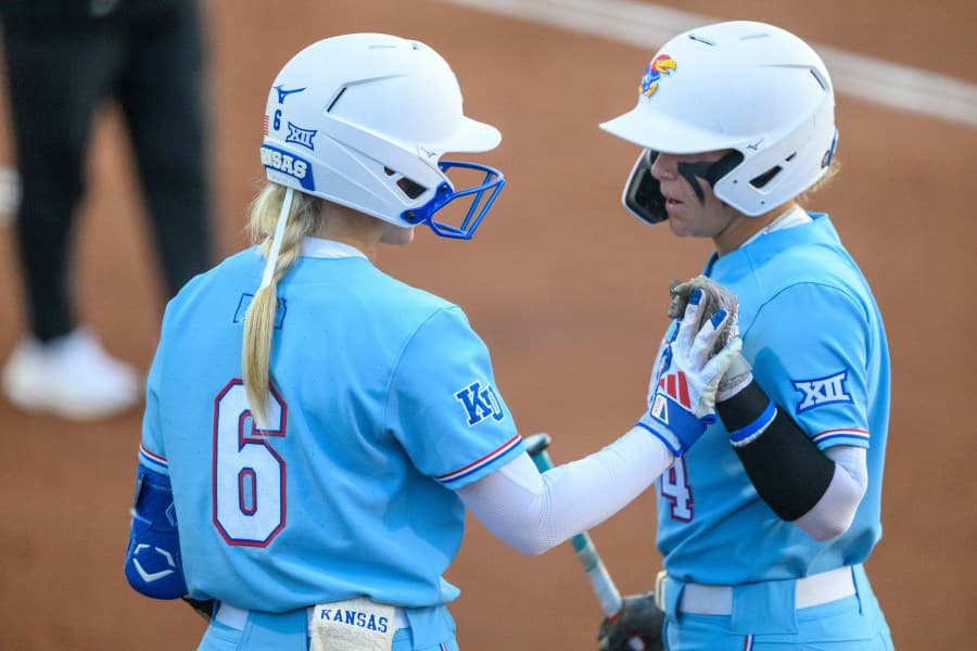 Kansas softball falls in Big 12 Tournament Semifinal