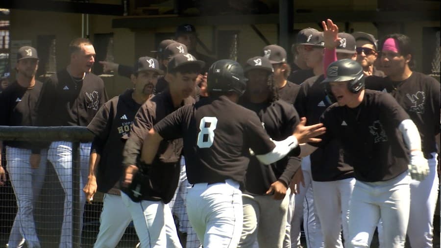 Emporia State baseball sweeps Northeastern State to close out regular season