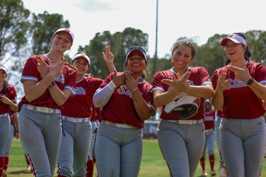 NMSU softball sweeps UTEP in Battle of I-10