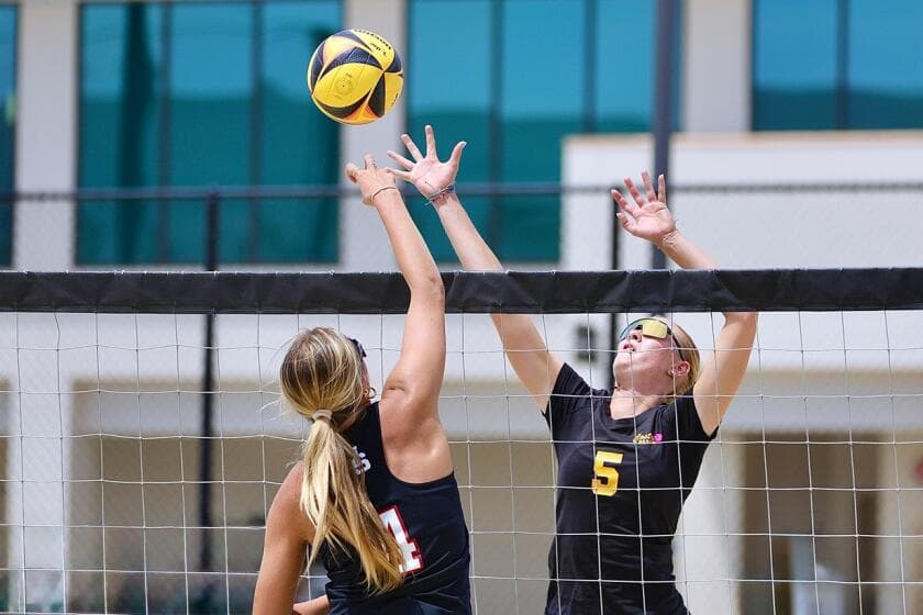 Mira Costa sweeps JSerra for Division 1 girls' beach volleyball title