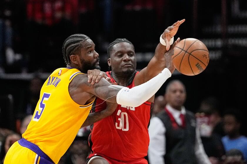 Lakers prepare for Rockets playoff series with emphasis on rebounding