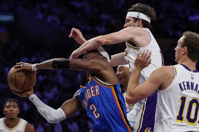Lakers drop Game 3 to Thunder; now one loss from elimination